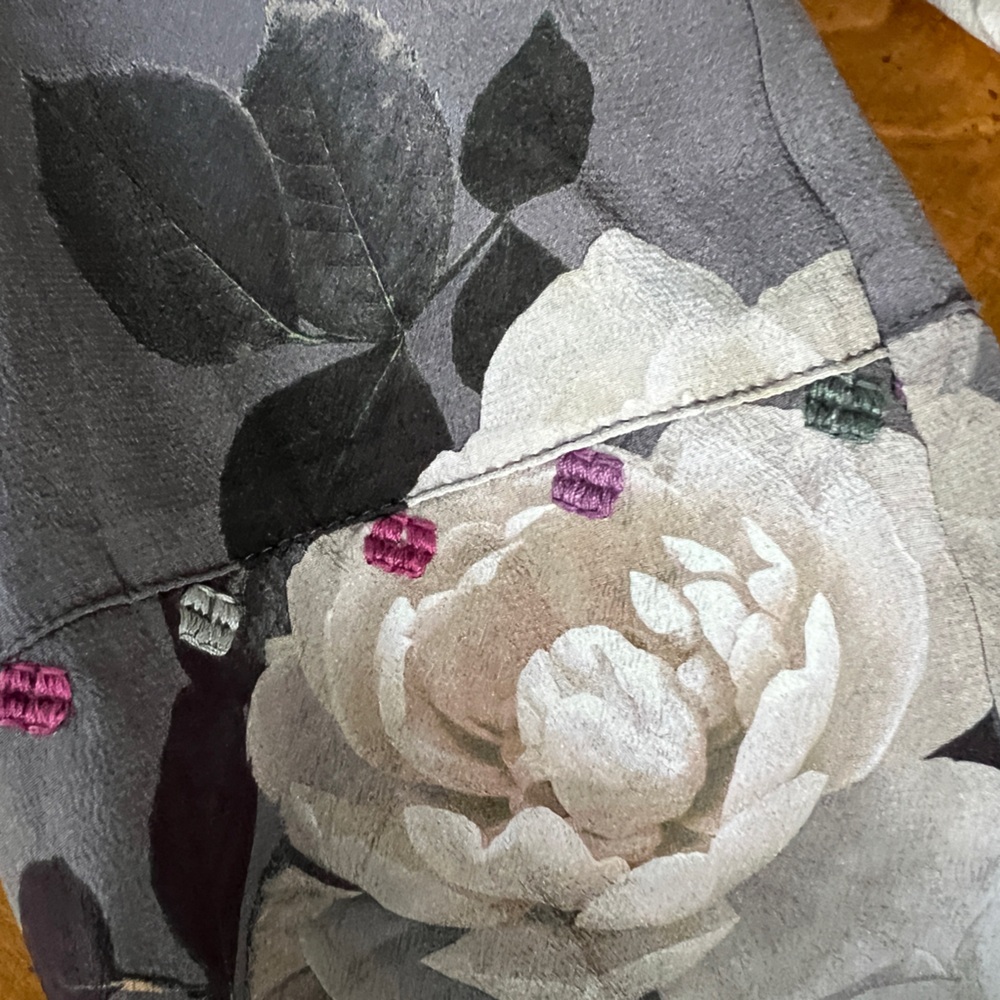 Johnny Was Paris Effortless Silk Blouse Lavendar Purple Xsmall rose white tunic - Picture 8 of 11
